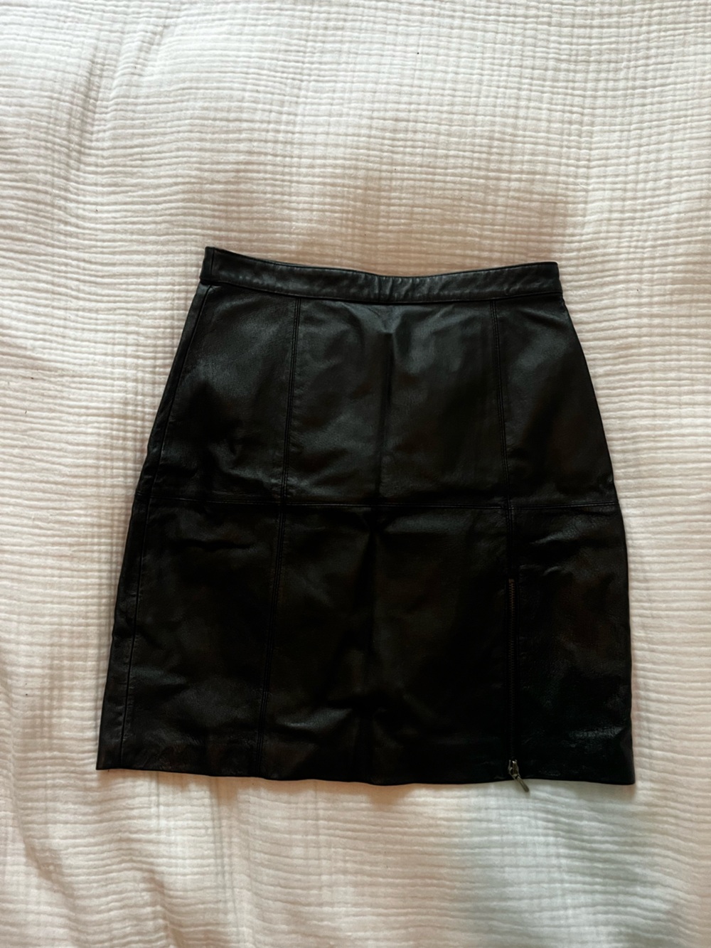 Vintage Black 100% Leather Pencil Skirt - Classic Women’s Skirt